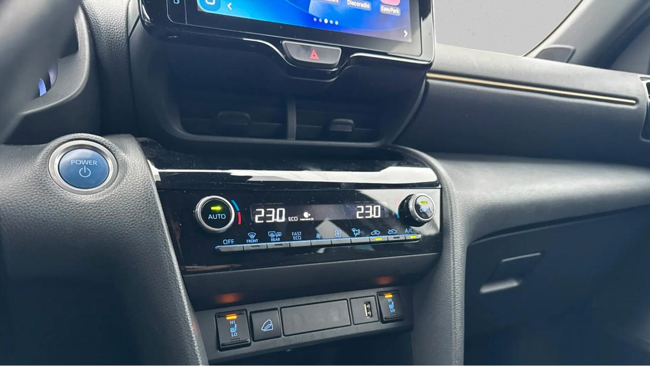 Toyota Yaris Cross 1.5 Hybrid 5p. E-CVT AWD-i Adventure