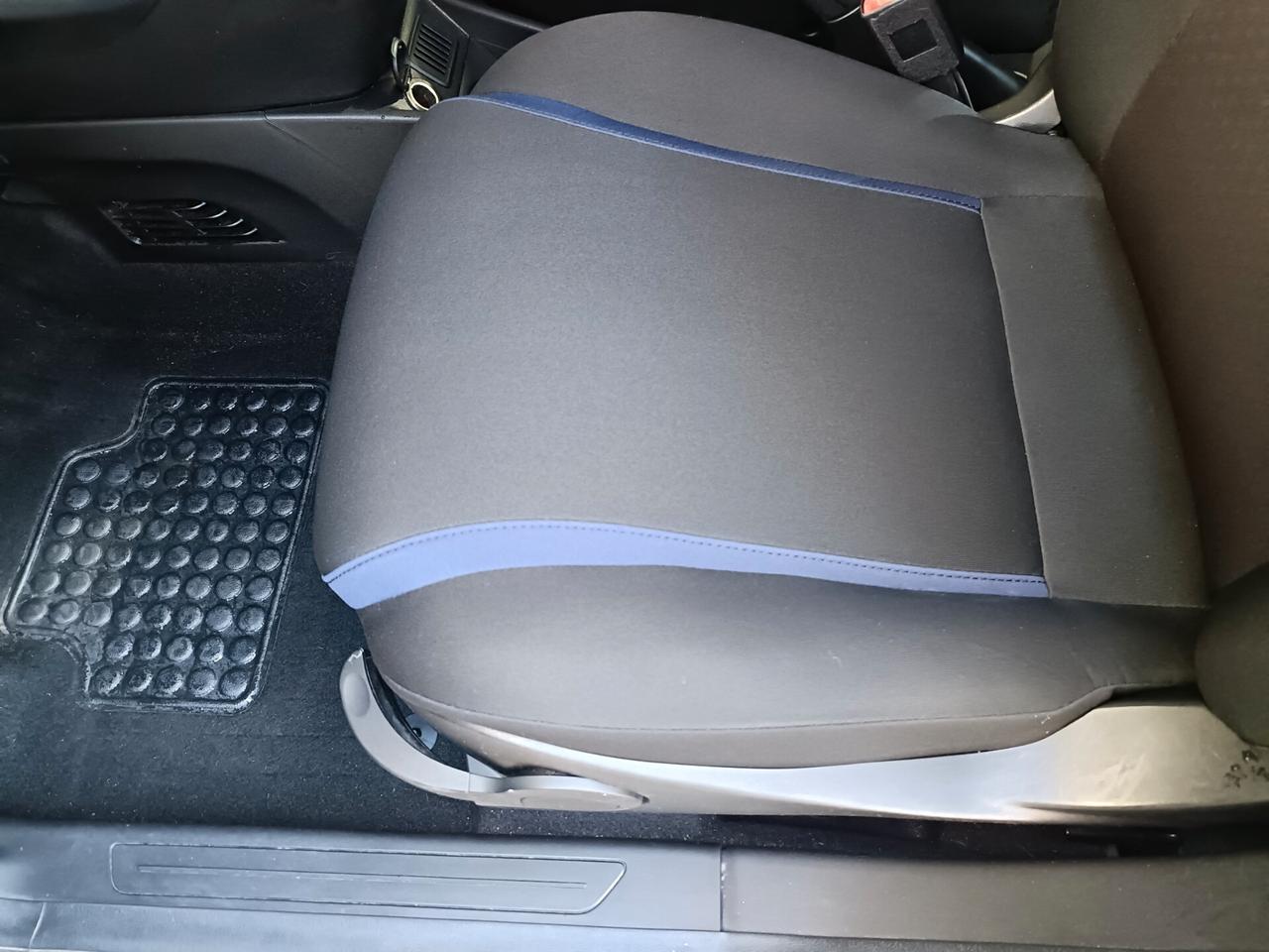 Lancia Ypsilon 1.2 69 CV 5 porte Silver