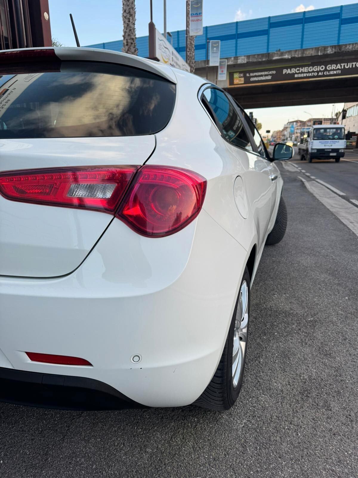 Alfa Romeo Giulietta 1.4 Turbo 120 CV GPL Progression