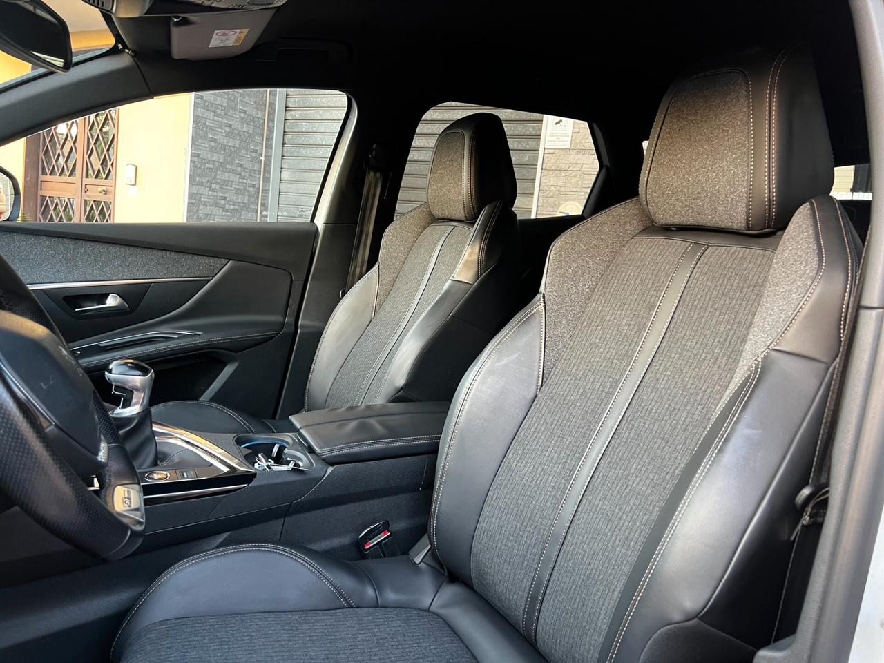 Peugeot 3008 BlueHDi 130 GT LINE- FULL