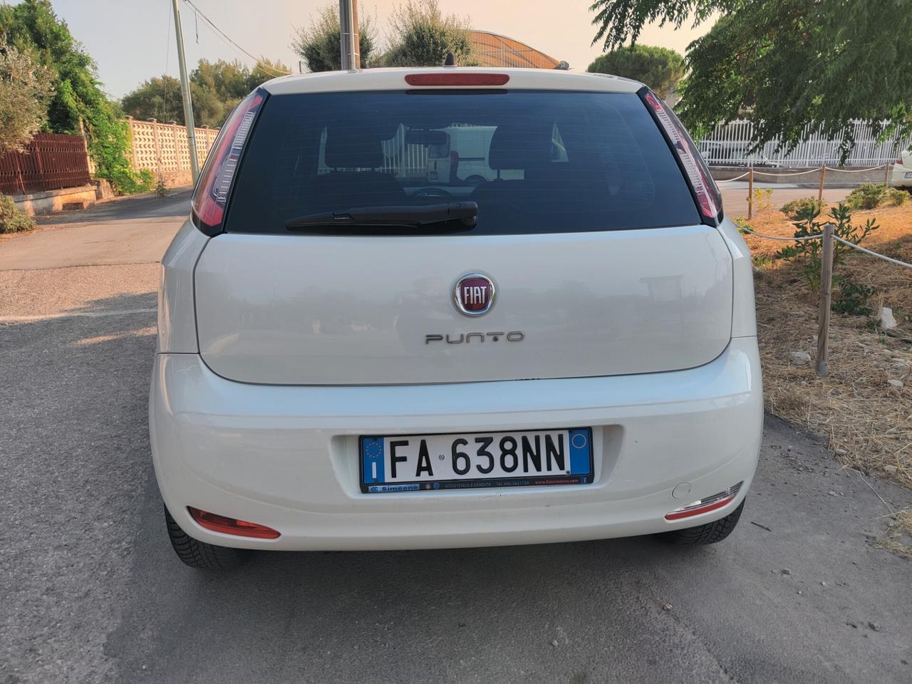 Fiat Punto 1.4 8V 5 porte Natural Power Lounge2015