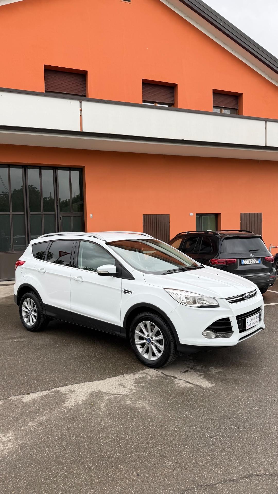 Ford Kuga 2.0 TDCI 120 CV S&S 2WD Titanium