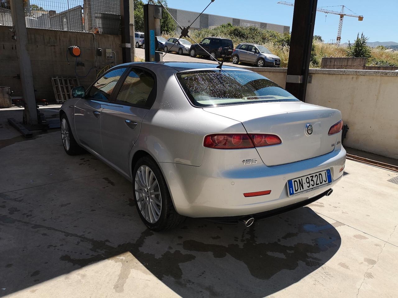 Alfa Romeo 159 2.4 JTDm 20V 210 CV Distinctive
