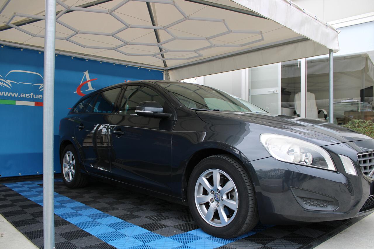 Volvo V60 D3 Geartronic Kinetic