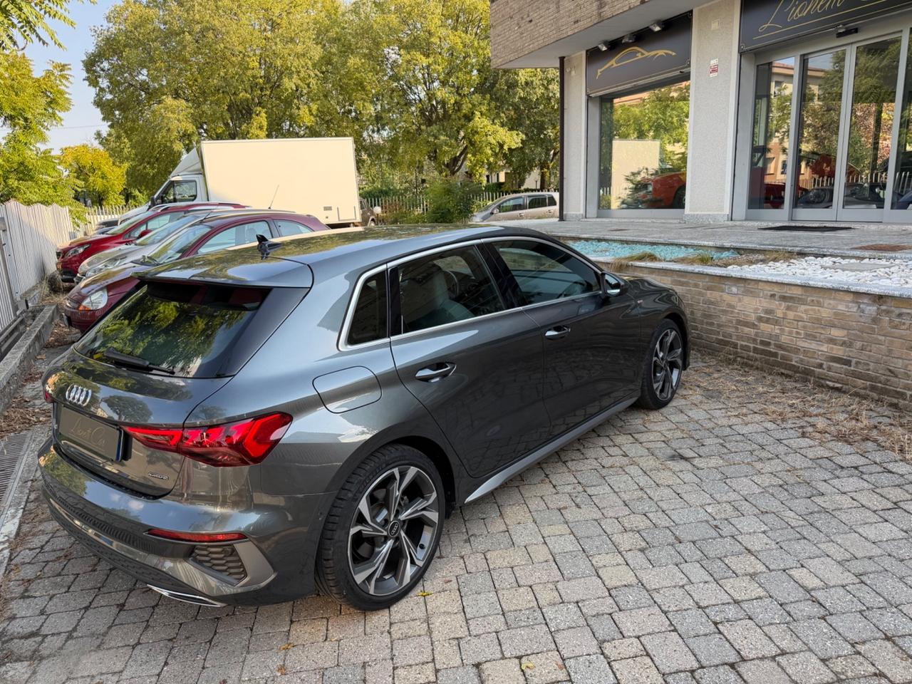 Audi A3 SPB 40 TDI quattro S tronic line edition