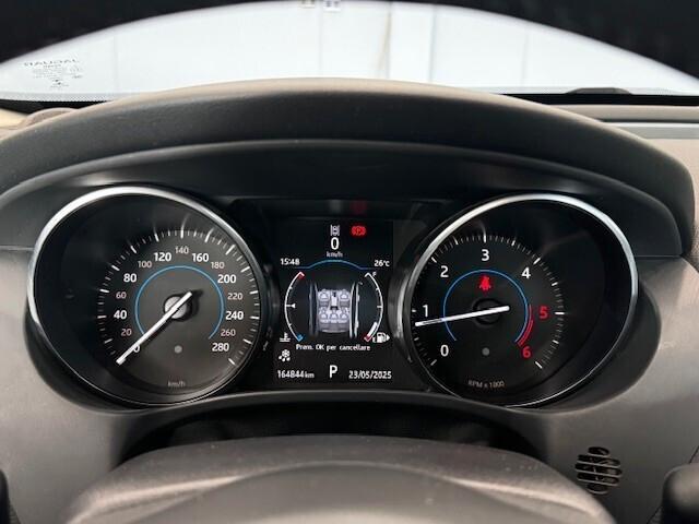 Jaguar XE 2.0 D 180 CV AWD aut. Portfolio