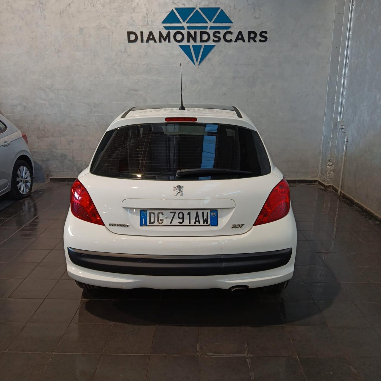 Peugeot 207 1.6 BENZINA