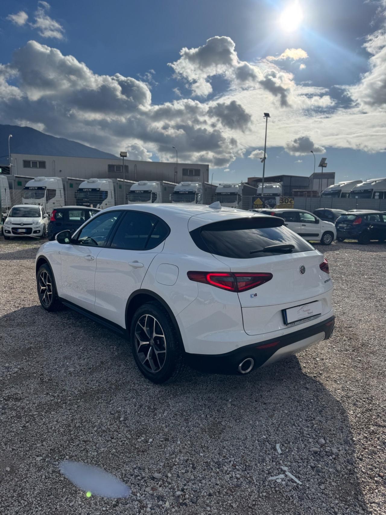 Alfa Romeo Stelvio 2.2 Turbodiesel 210 CV AT8 Q4 Super