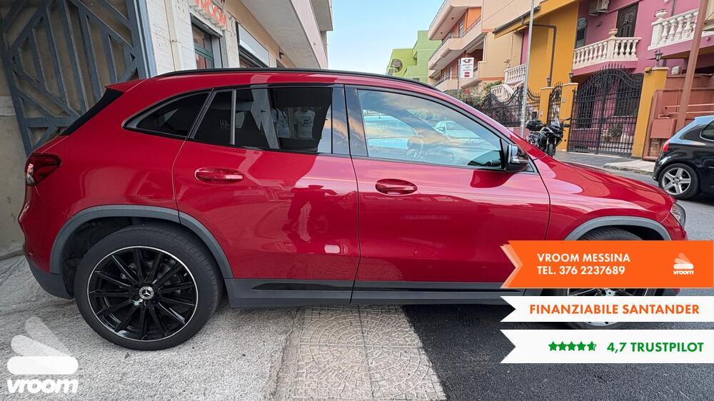 MERCEDES GLA (H247) GLA 200 d Automati...