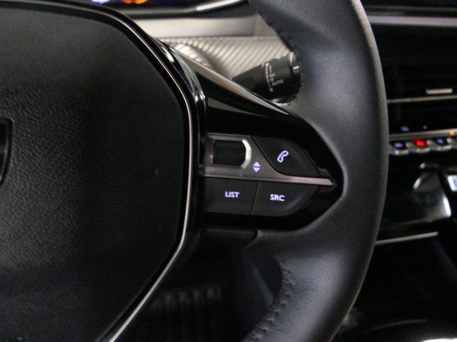 PEUGEOT 2008 PureTech 100 S&S Allure