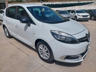 Renault Scenic XMod 1.5 dCi 110 CV Limited