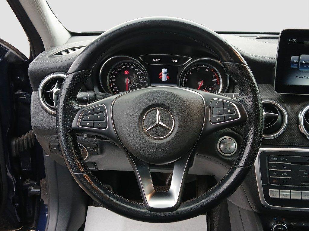 Mercedes-Benz GLA 220 Automatic 4Matic Business Extra Sport
