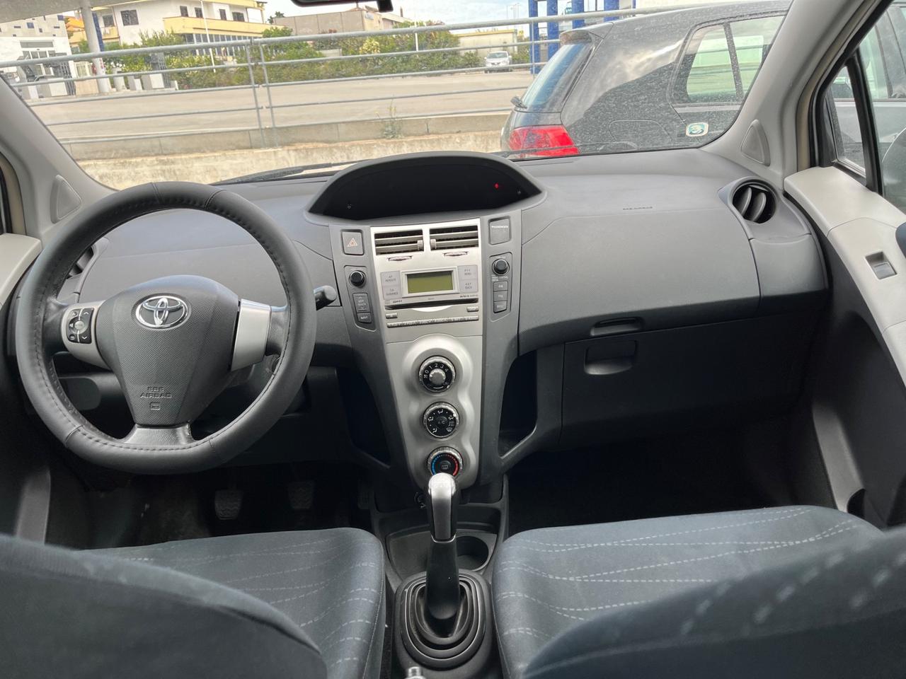 Toyota Yaris 1.4 D-4D 5 porte Sol