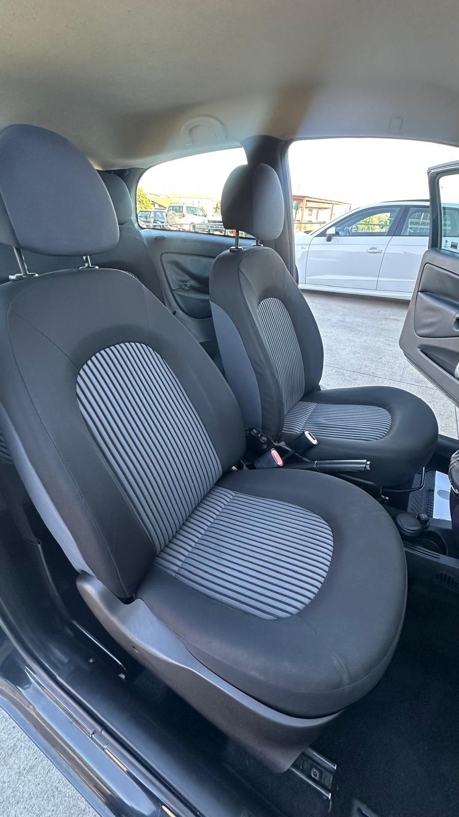 Lancia Ypsilon 1.2 Versus