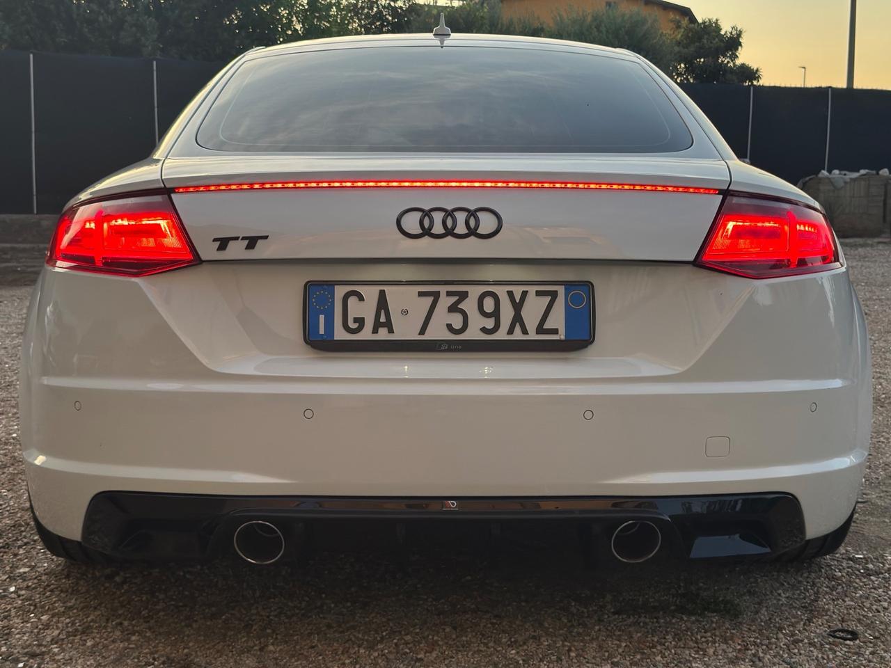 NEW Audi TT 2.0 TDI 184cv S LINE MAXTON