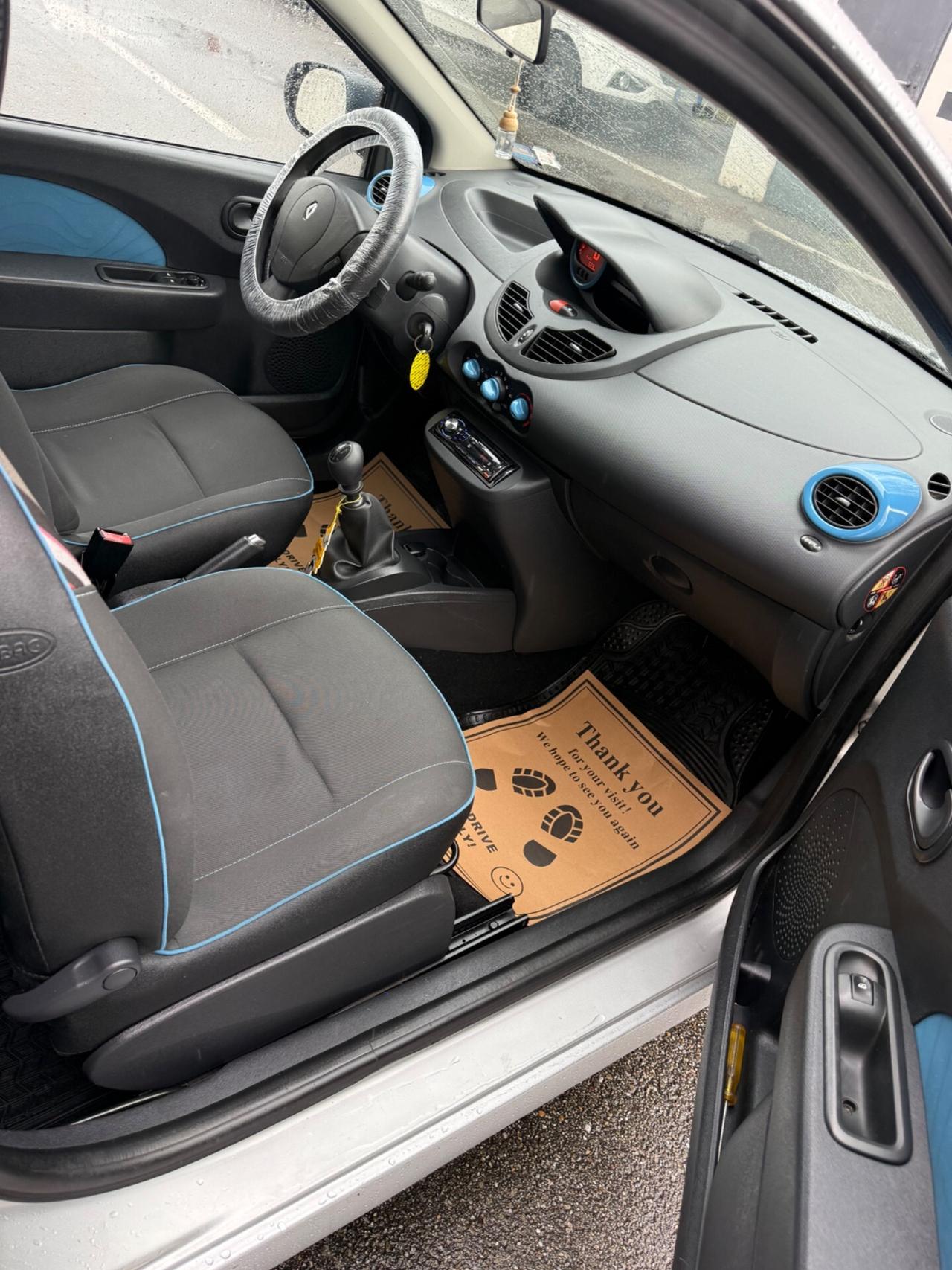 Renault Twingo 1.2 16V Live