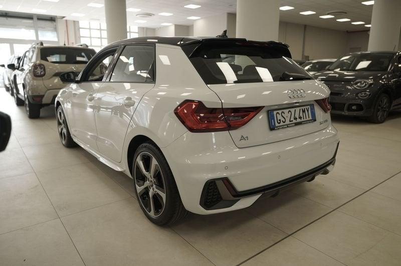 Audi A1 II 2019 Sportback Sportback 30 1.0 tfsi S Line Edition 110cv