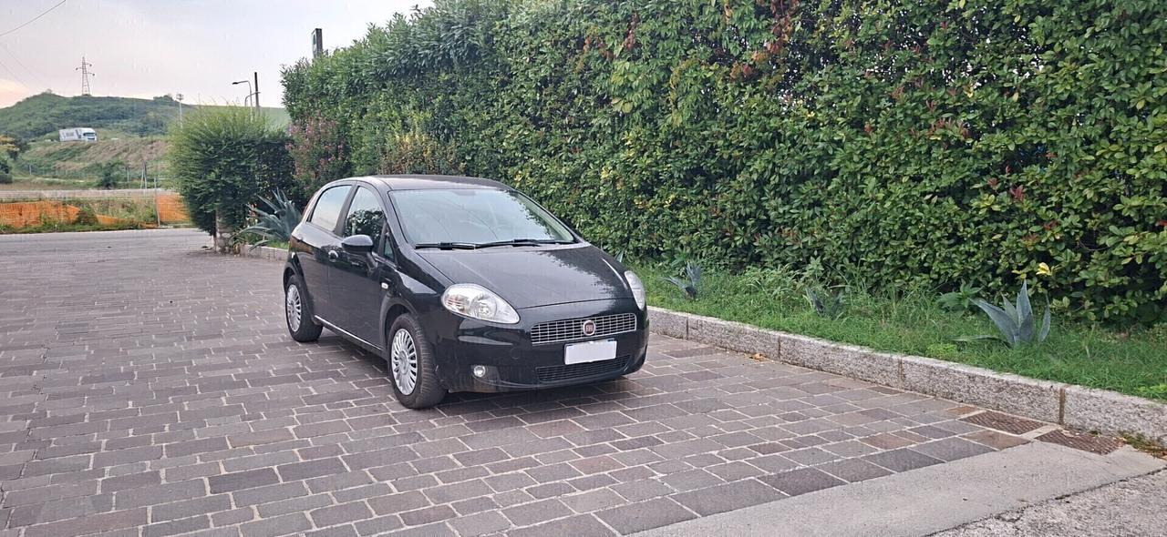 GRANDE PUNTO 1.4 ACTIVE CON GPL X NEOPATENTATI