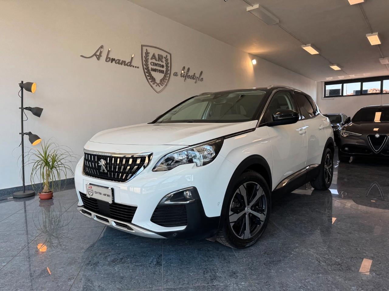 Peugeot 3008 1.6 hdi Allure 120cv Carplay Cockpit Uniprop