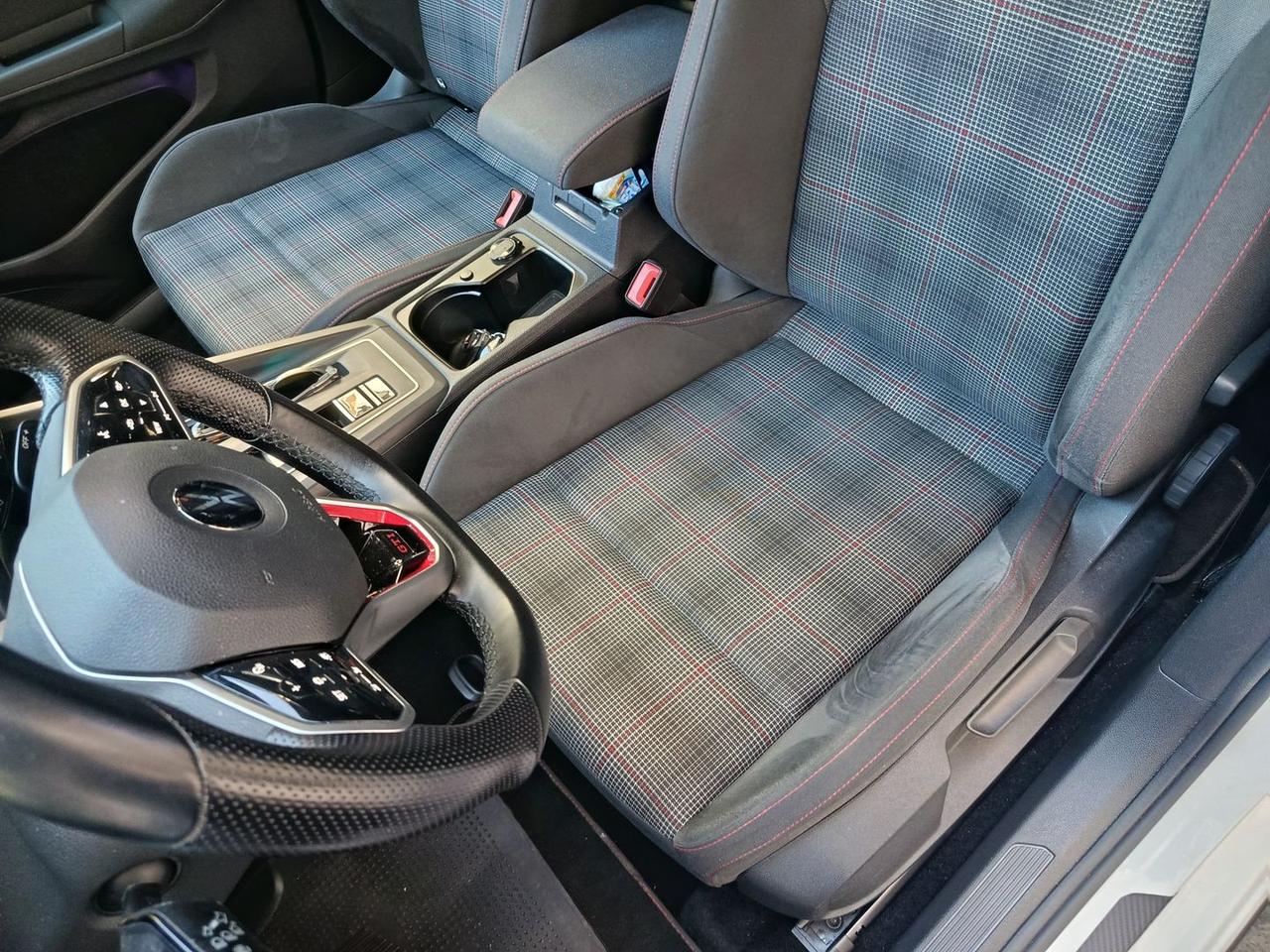 Volkswagen Golf Ultimate 2.0 TSI GTI #10337