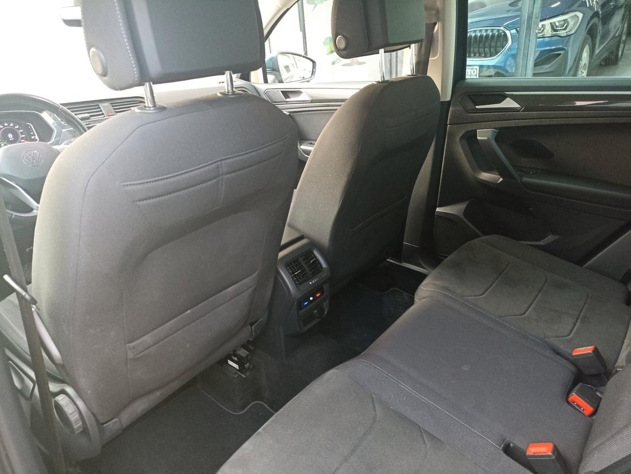 Volkswagen Tiguan 2.0 TDI 150 CV SCR DSG Elegance