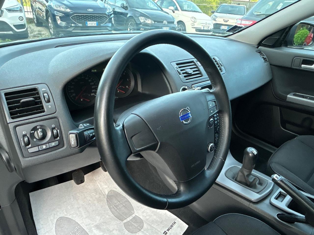 Volvo V50 1.6D UNIPRO *147000KM*POLAR