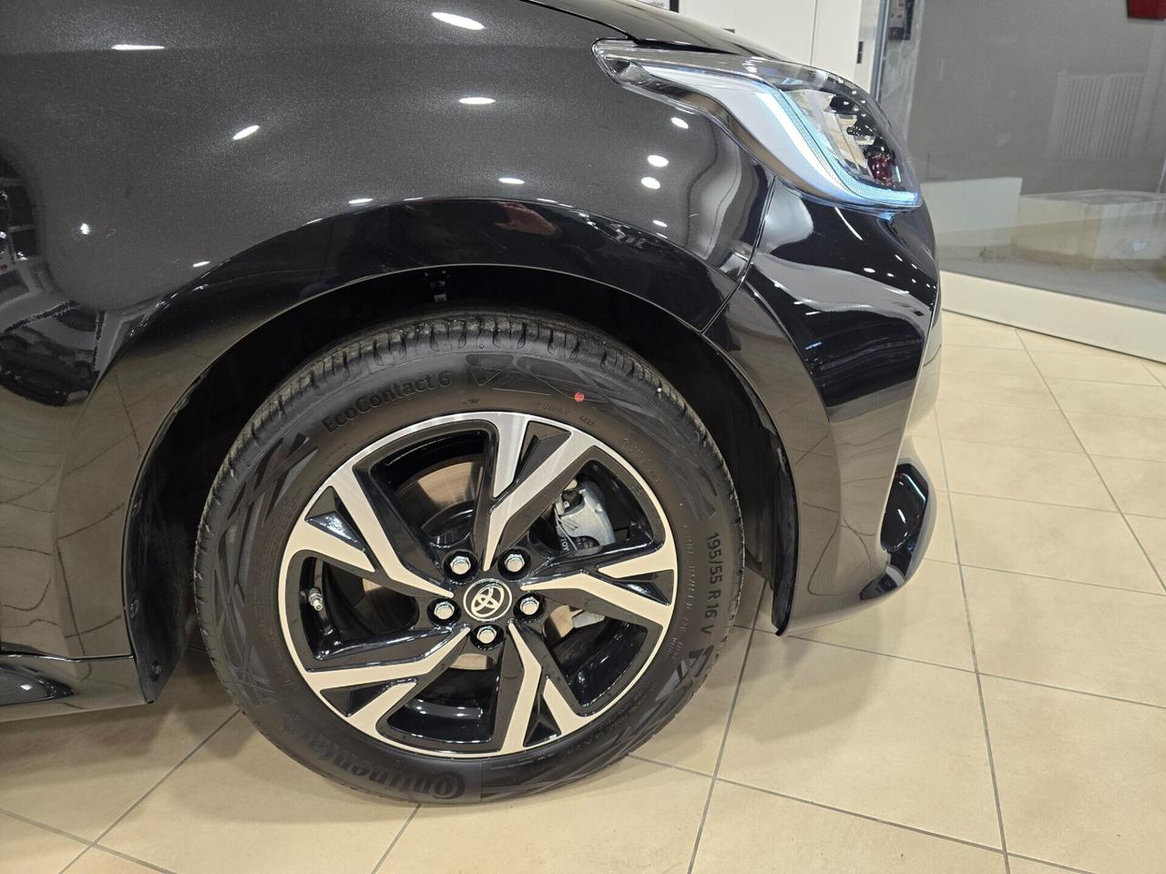 Toyota Yaris 1.5 Hybrid 5 porte Trend