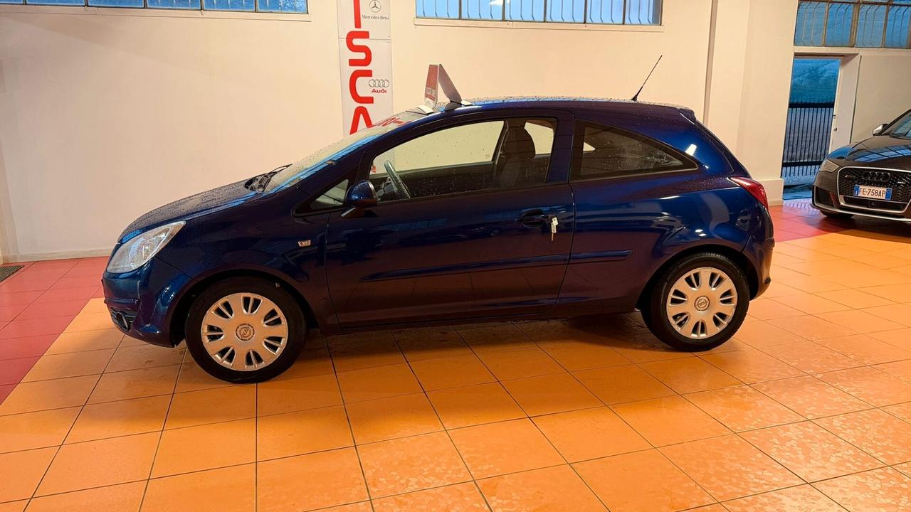 Opel Corsa 1.2 3 porte Club