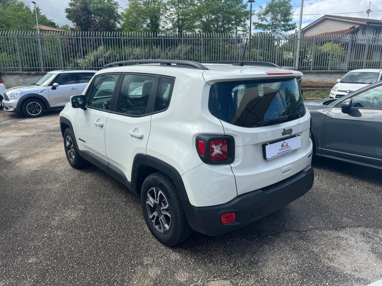 Jeep Renegade 1.6 Mjt DDCT 120 CV Business
