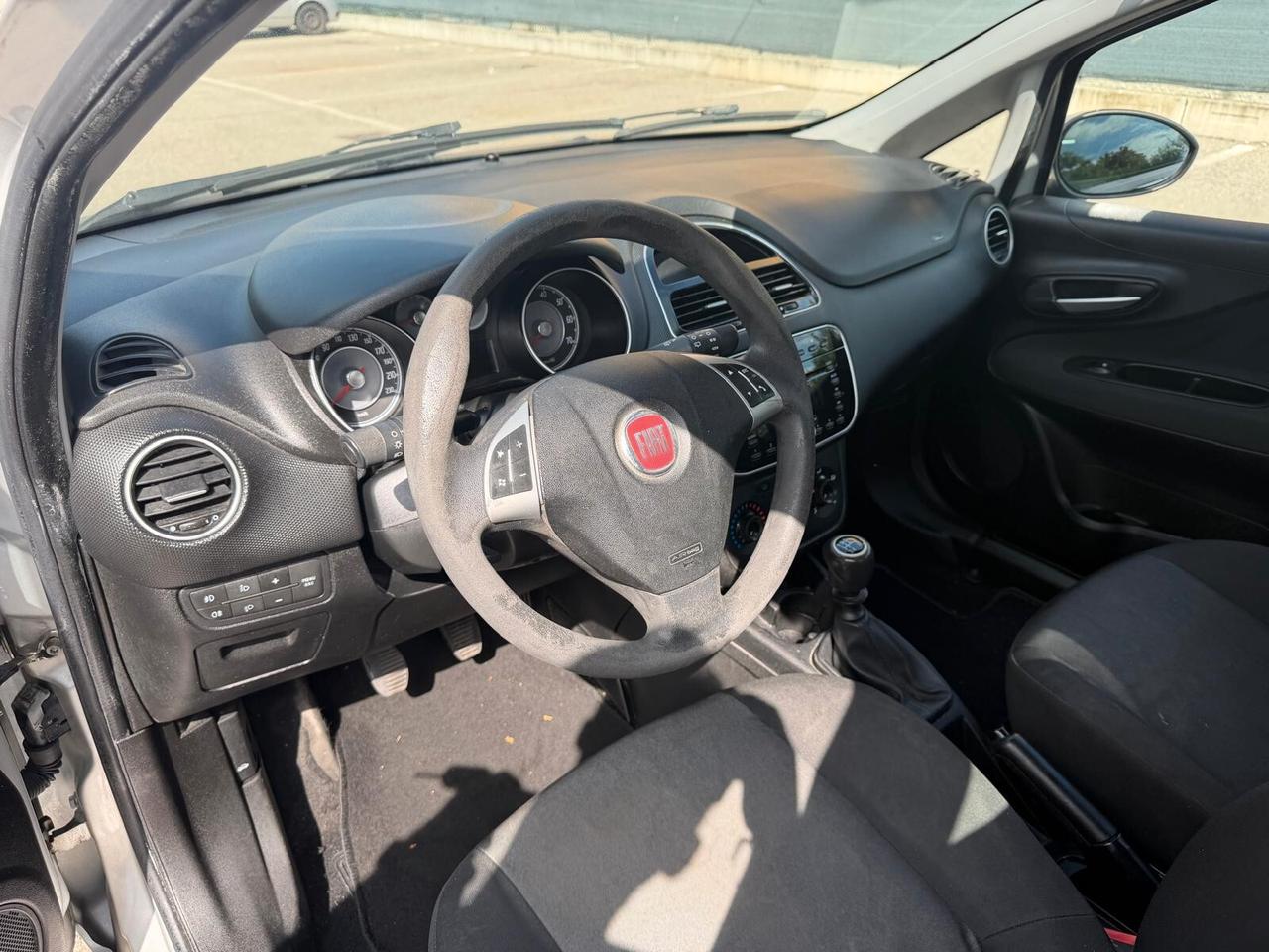 Fiat Punto 1.4 METANO - NEOPATENTATI - 12 MESI DI GARANZIA -