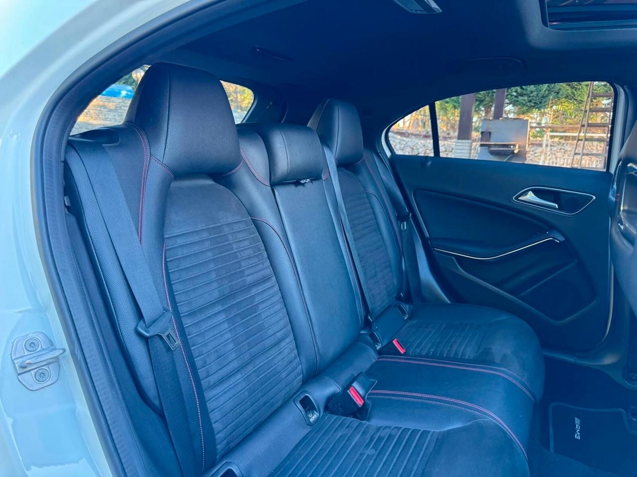 Mercedes-benz A 200 d Automatic Premium AMG TETTO PANORAMICO 2018