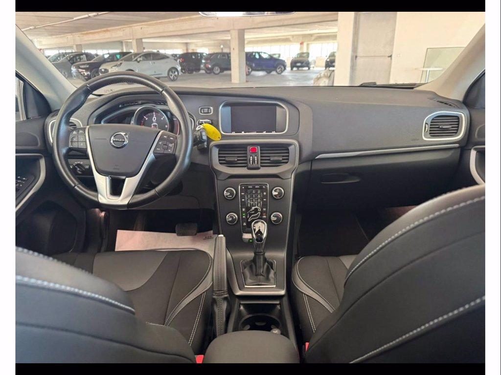 VOLVO V40 2.0 d2 business plus geartronic my19 del 2018