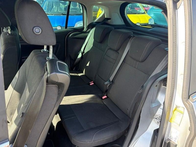 Ford B-Max 1.4 90 CV GPL Titanium