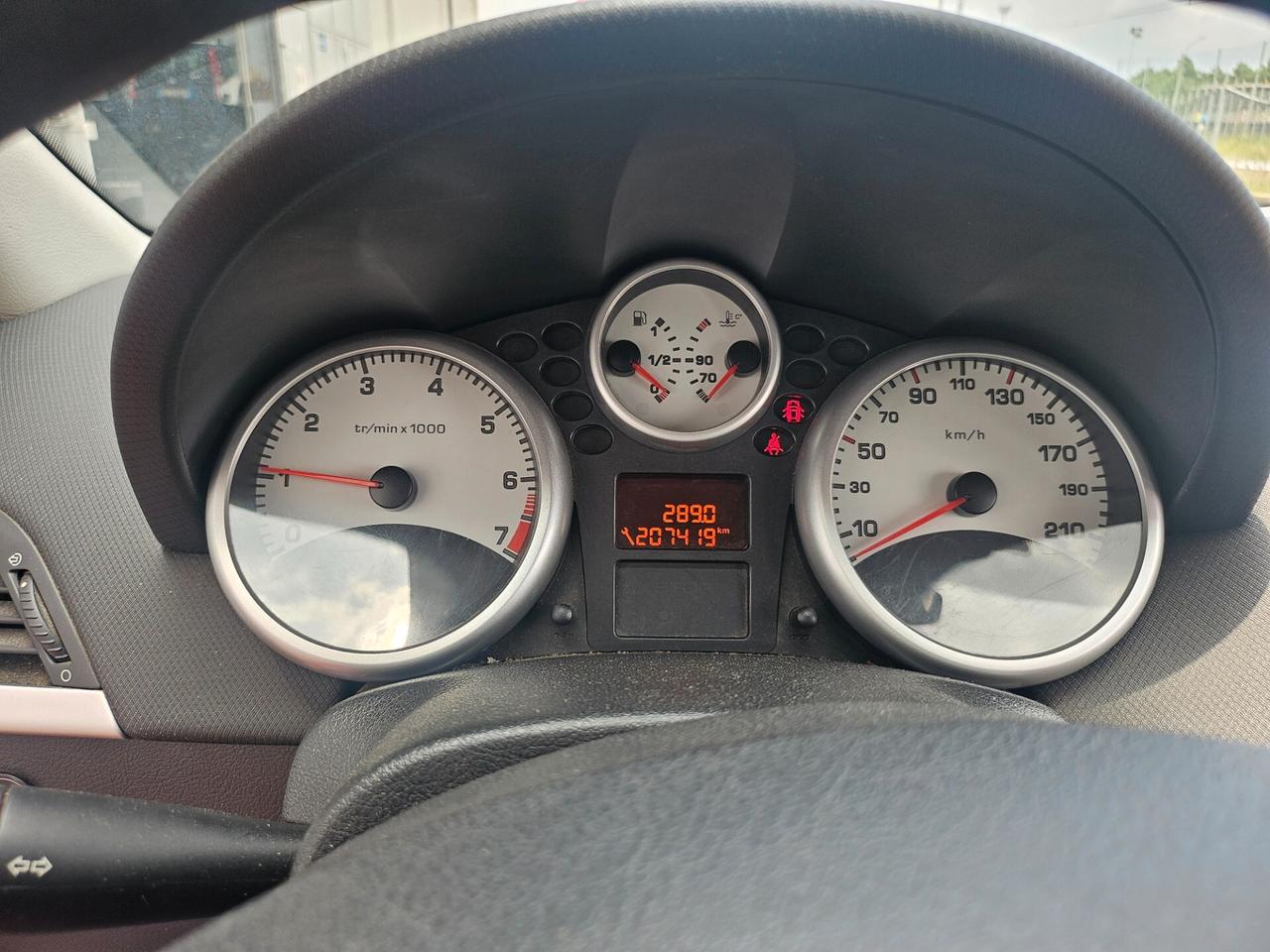 Peugeot 207 1.4 8V 75CV 5p. Energie Sport ECO GPL