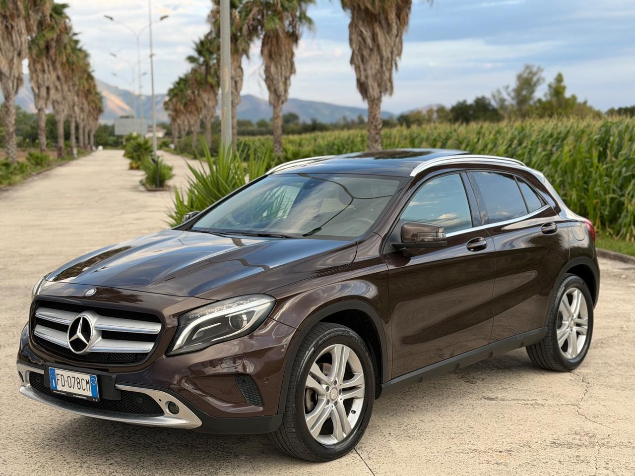 Mercedes-benz GLA 200 d Sport Tetto Garanzia