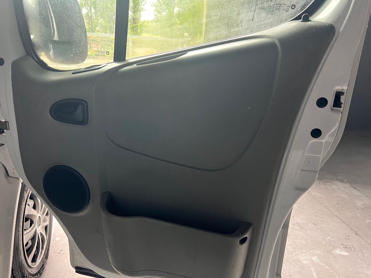 Opel Vivaro 29 2.5 CAMPERIZZATO