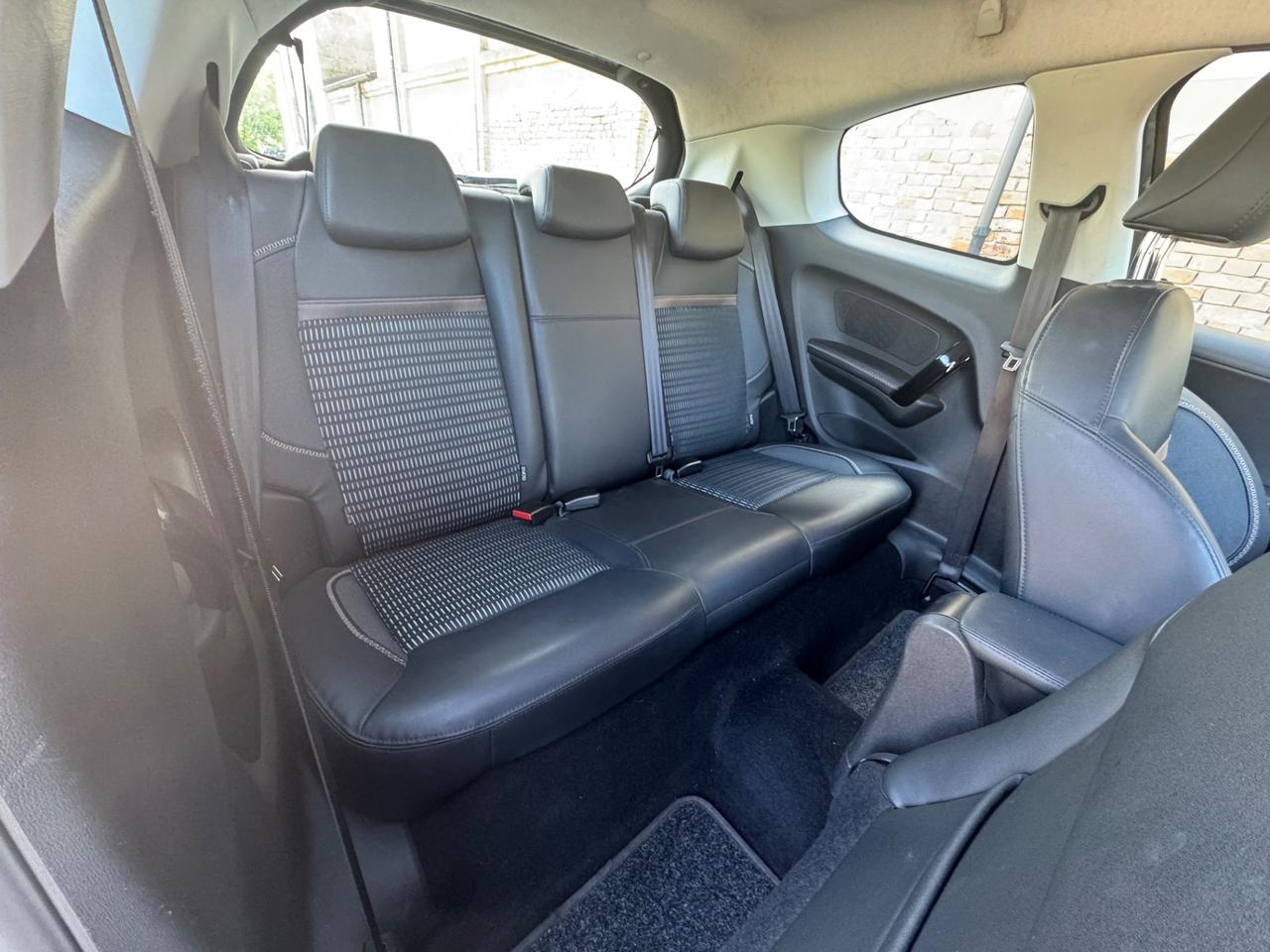 Peugeot 208 1.2 VTi 82 CV Splendide Condizioni