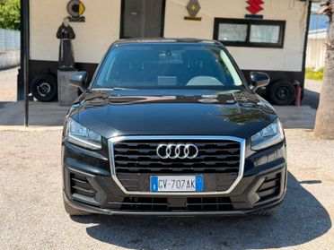 Audi Q2 2020 Manuale