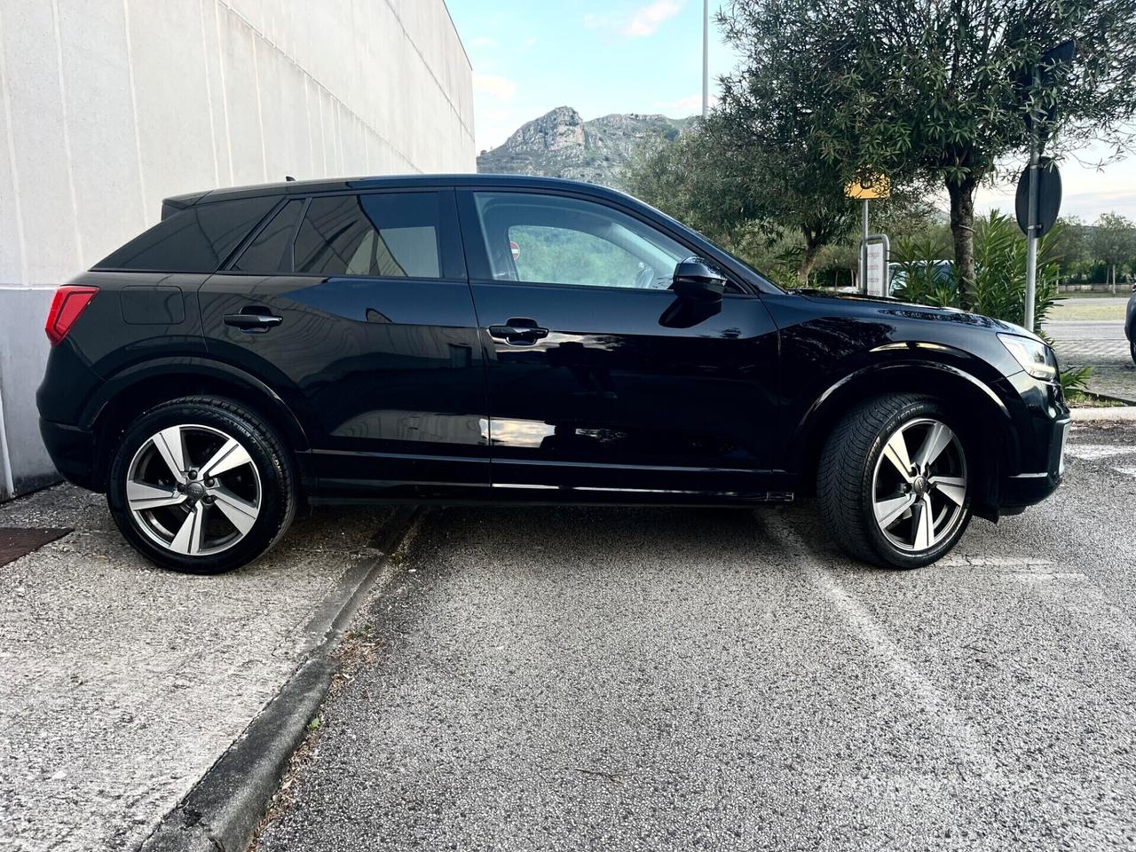 Audi Q2 1.6 TDI S tronic Identity Black CRONOLOGIA TAGLIANDI AUDI