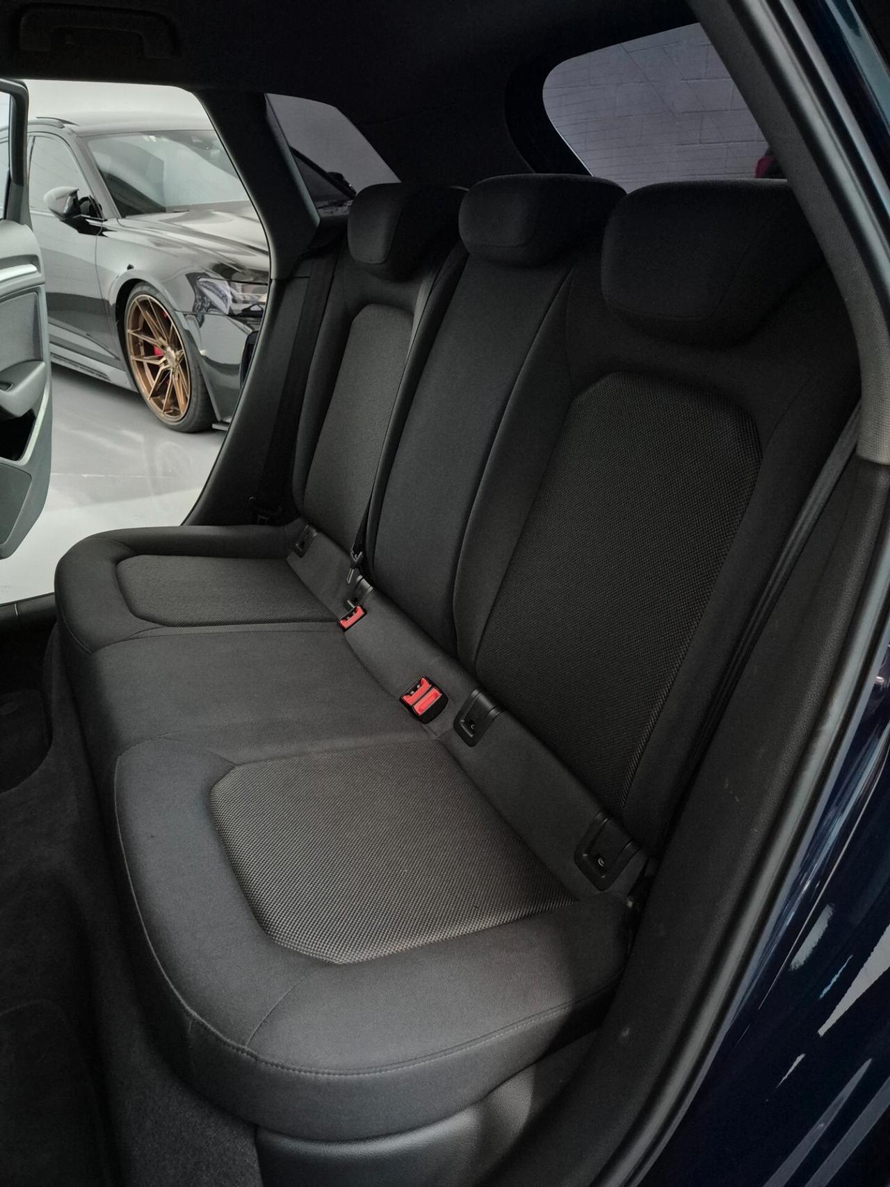 5 Porte 116cv Navi Cruise Cerchi18 Ok Neopatentati