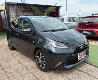 Toyota Aygo 1.0 VVT-i 69 CV 5 porte x-business