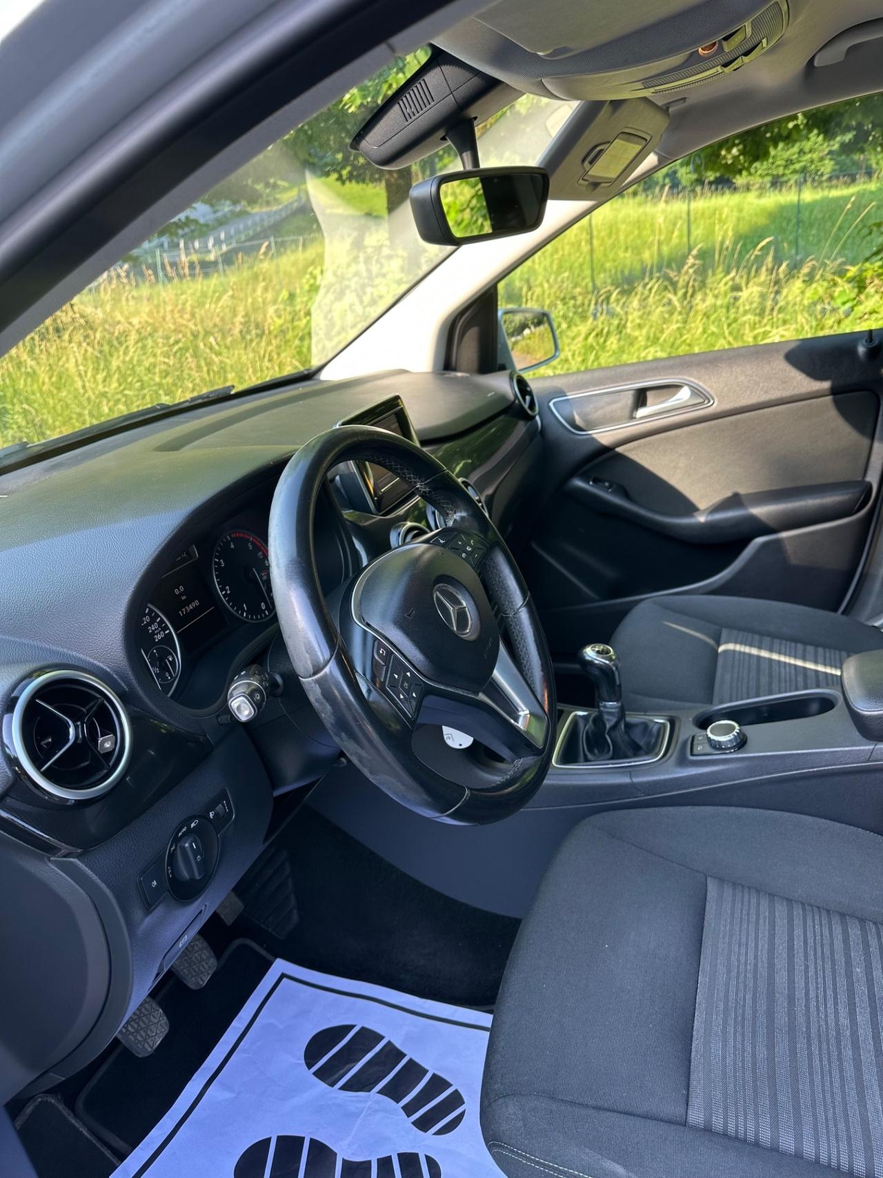 Mercedes-benz B 180 CDI Premium