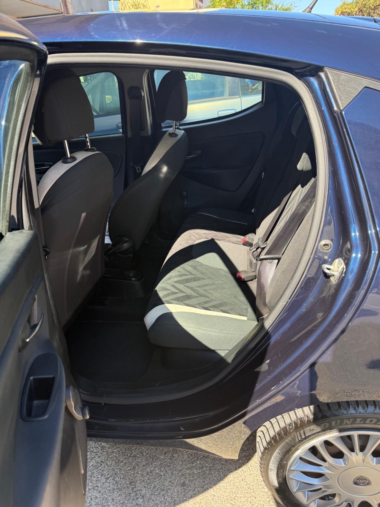 Lancia Ypsilon 1.2 69 CV 5 porte GPL Ecochic Gold