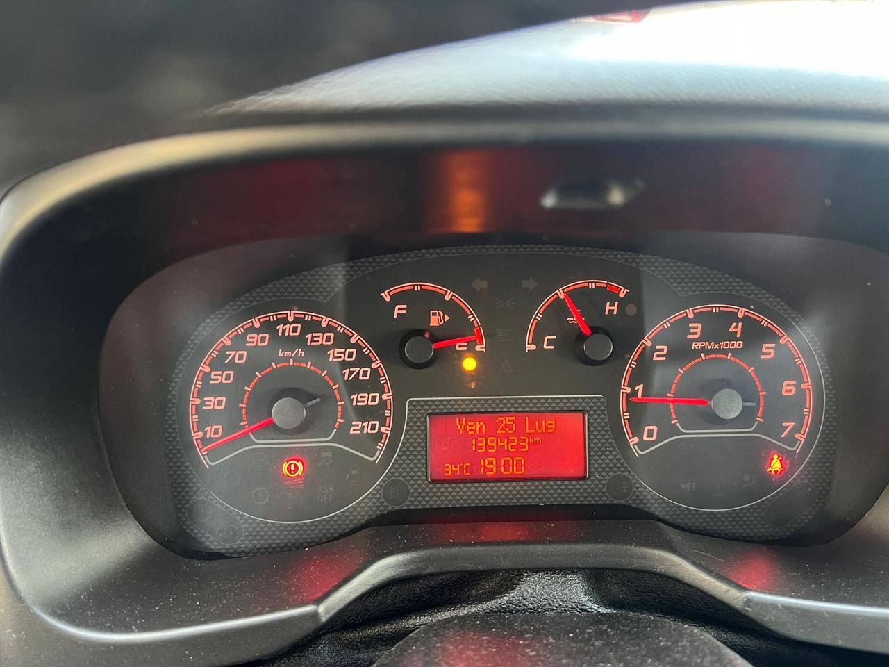 Fiat Qubo 1.3 MJT 80 CV Trekking