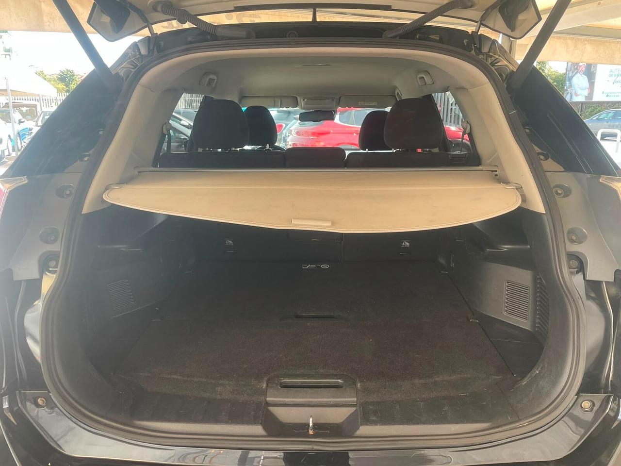 Nissan X-Trail 1.6 dCi 4WD Tekna