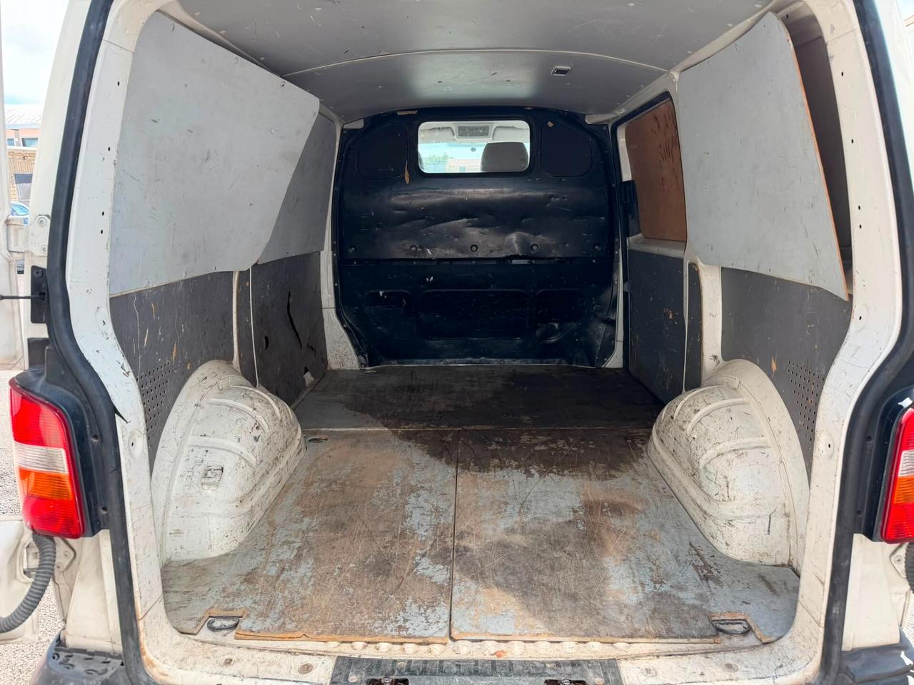 Volkswagen Transporter 1.9 TDI/102CV PC-TM Furg.
