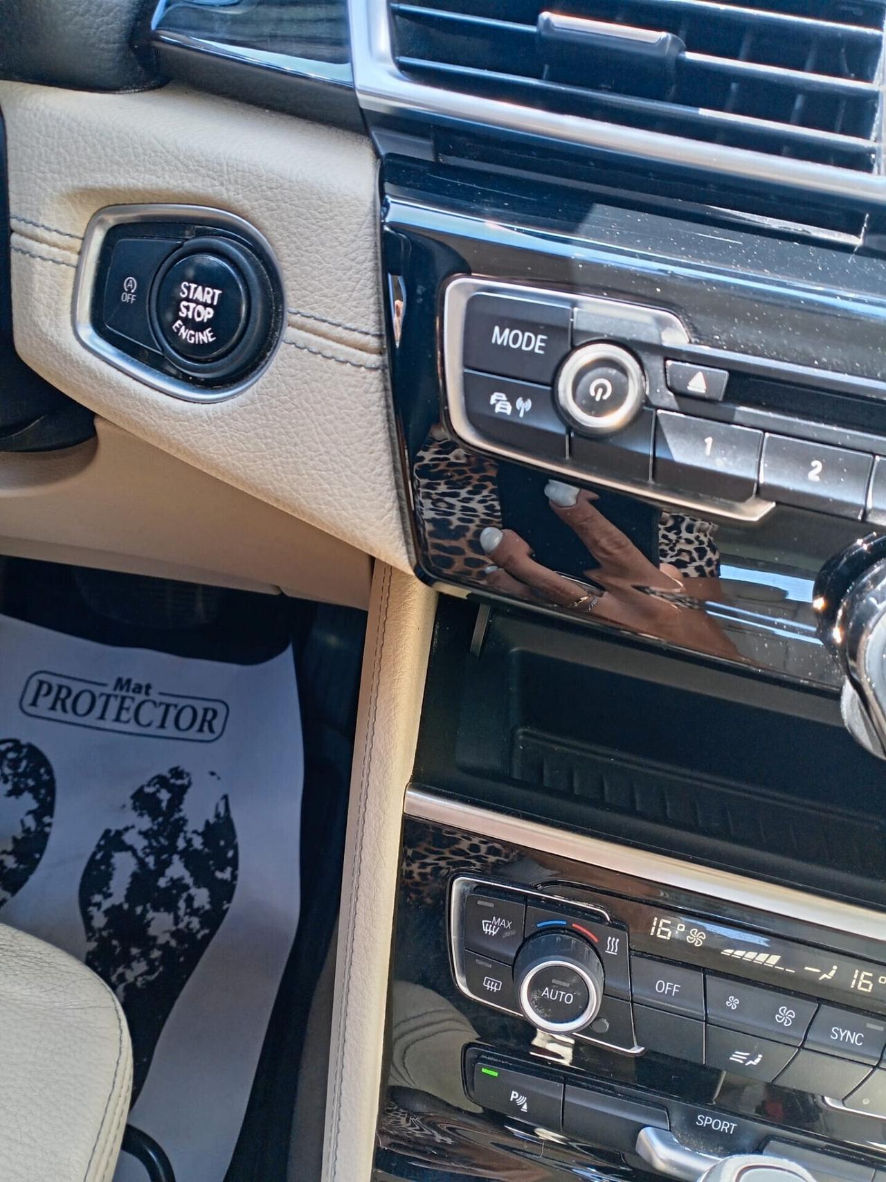 BMW 218d ACTIVE TOURER LUXURY AUTOMATICA FULL OPTIONAL
