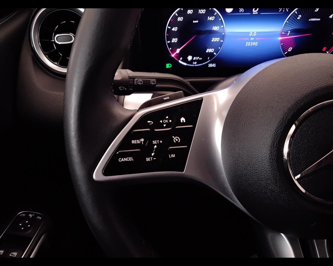 Mercedes-Benz GLB - X247 2023 - GLB 180 d Progressive Advanced auto