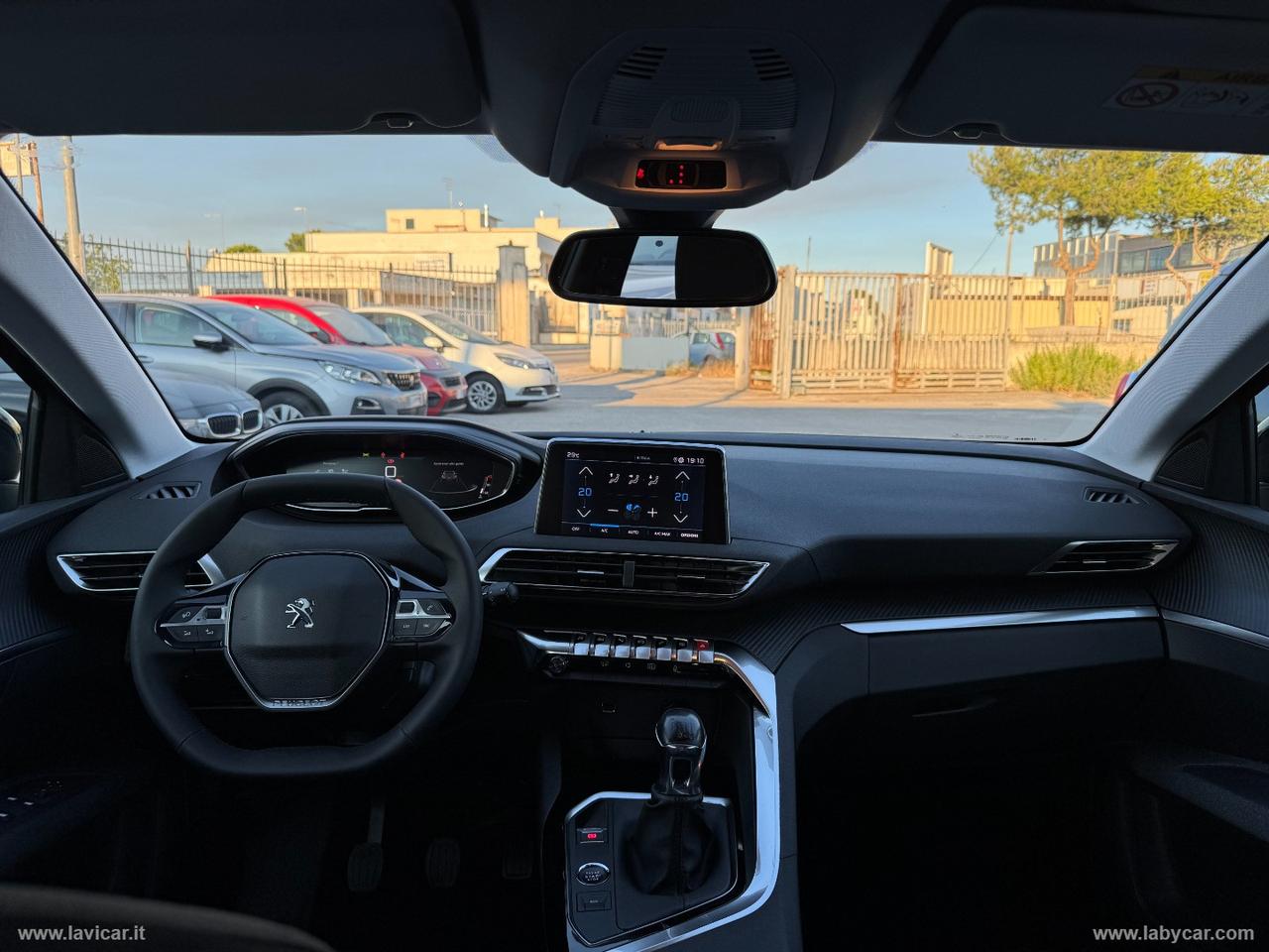 PEUGEOT 3008 BlueHDi 130 S&S Allure Pack