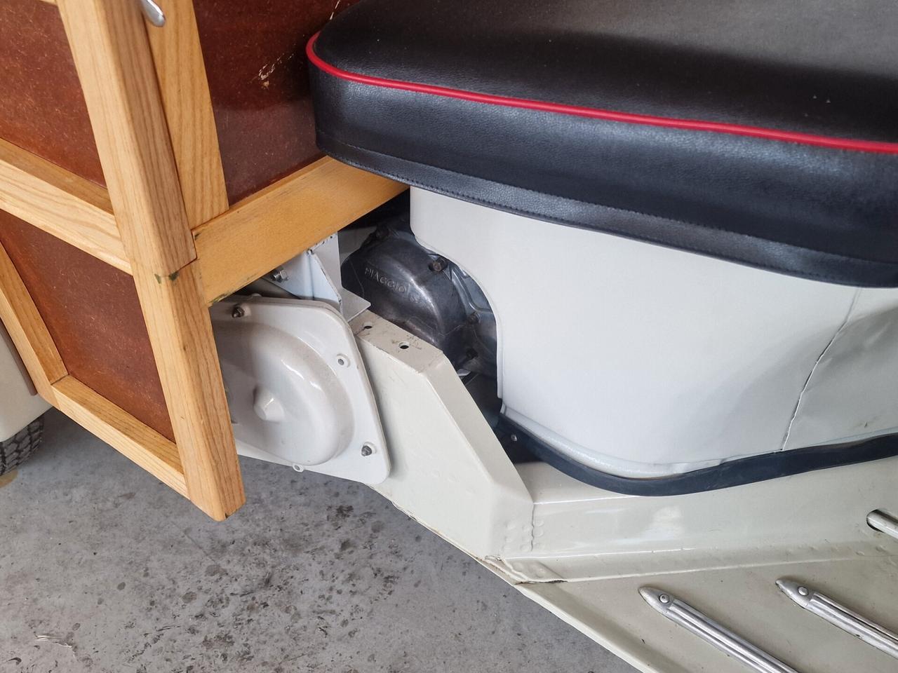 Piaggio Ape Raro Calessino AC1